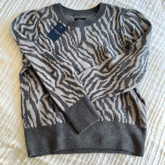 Lucky Brand Sweaters - Lucky Brand Puff Sleeve Zebra Pullover Gray Crew Neck Sweater, Sz L, NWT